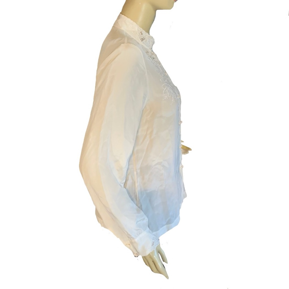 VINTAGE DA FU GUI CREAM SILK HAND-EMBROIDERED BUTTON DOWN BLOUSE (36/M) - Picture 3 of 15